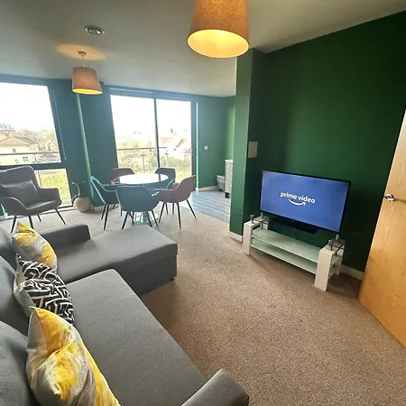 Beehosting Adelphi Wharf Apartments-3